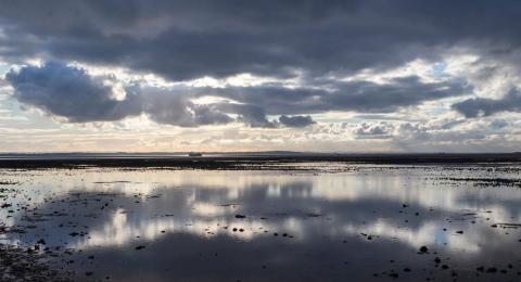 moody sky over Chalkwell Beach