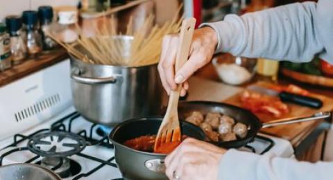 How To Keep Smoke Detector from Going Off While Cooking : Food Network, Help Around the Kitchen : Food Network